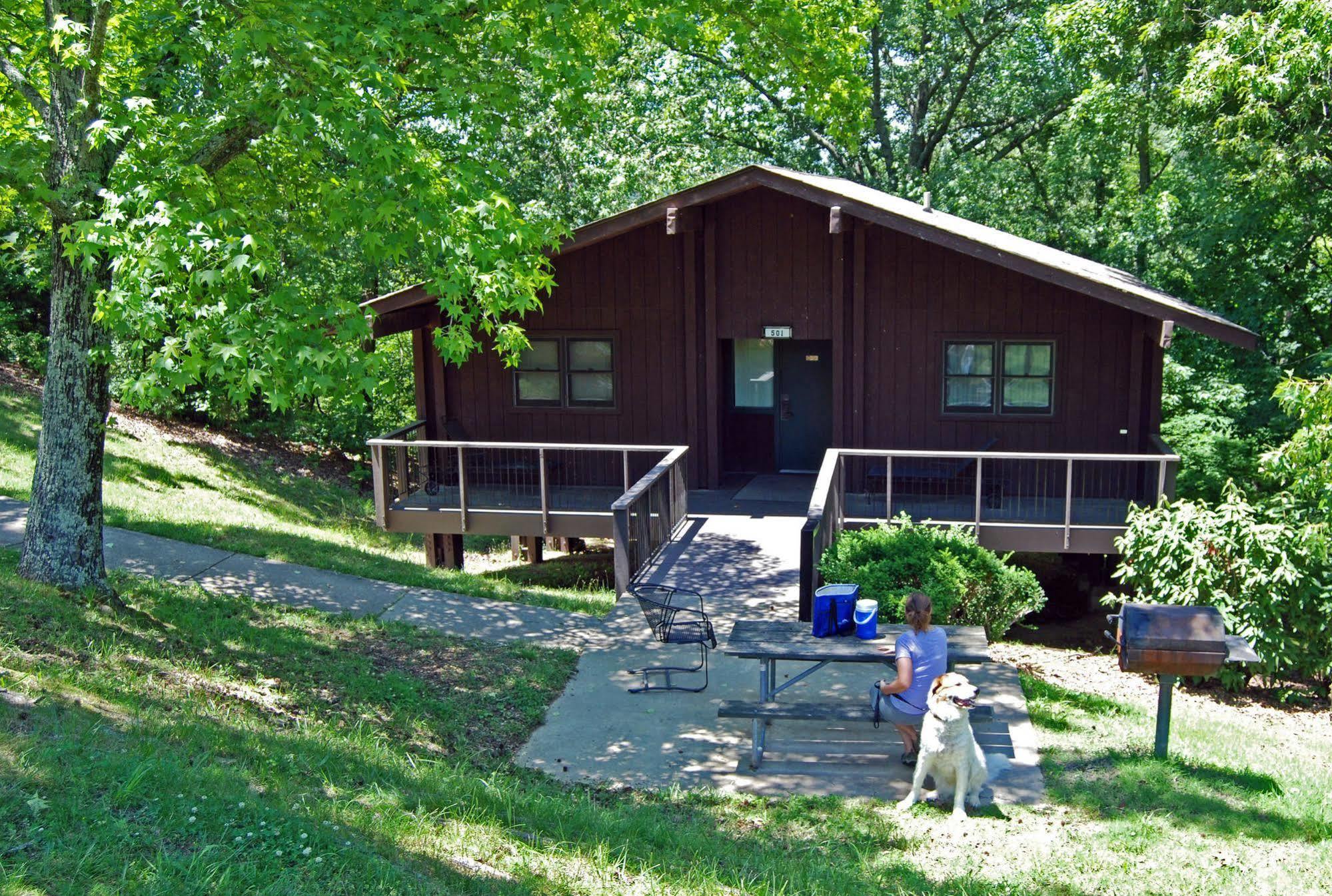 Lake Barkley State Resort Canton Exterior foto