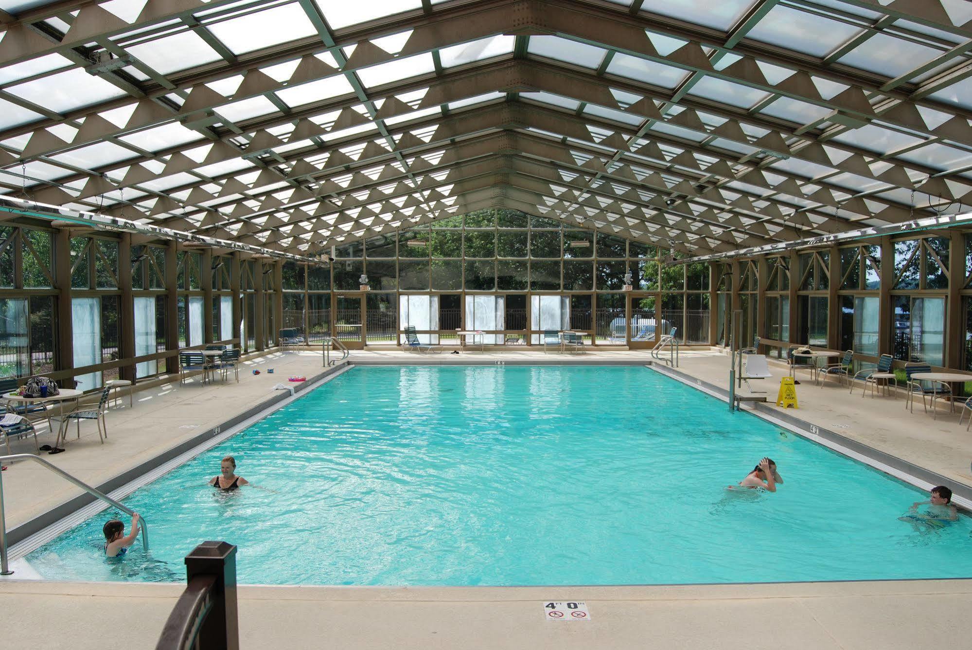 Lake Barkley State Resort Canton Exterior foto
